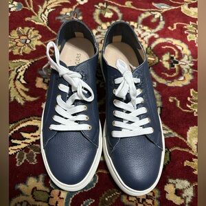 NWOT Jack Rogers navy blue leather sneakers